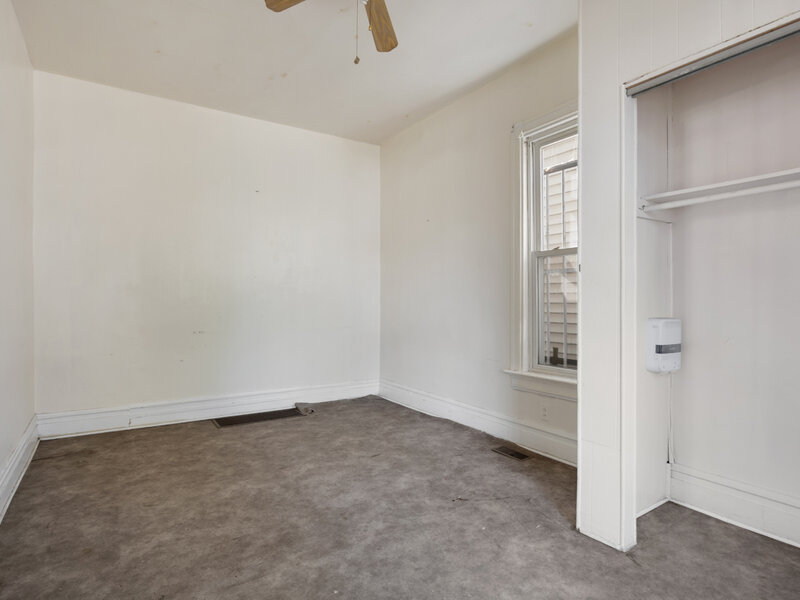 820 E 90th Place Chicago IL 60619