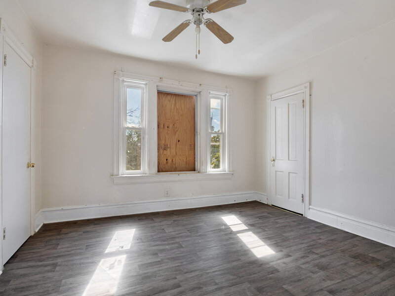 820 E 90th Place Chicago IL 60619