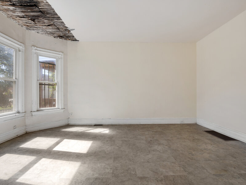 820 E 90th Place Chicago IL 60619