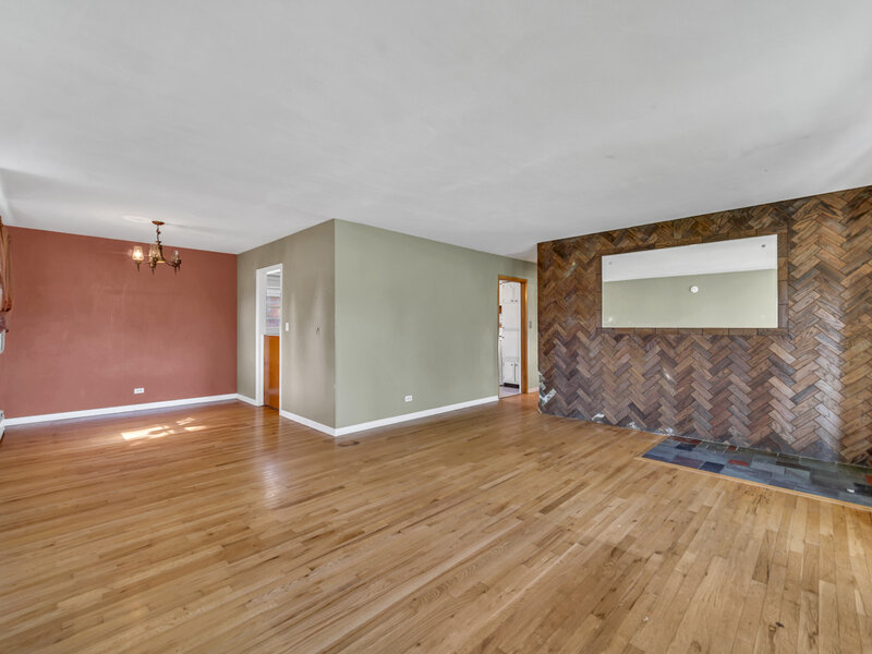 36 S Highview Avenue Addison IL 60101