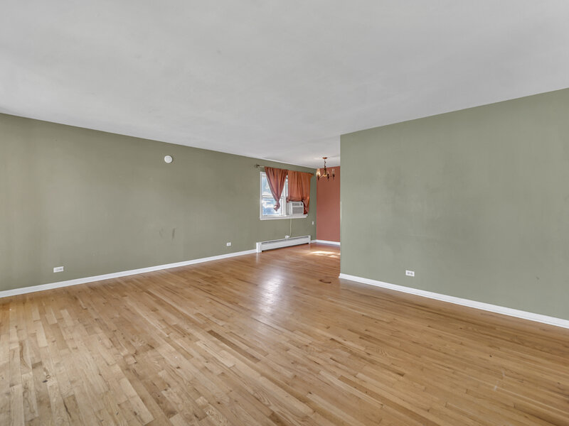36 S Highview Avenue Addison IL 60101
