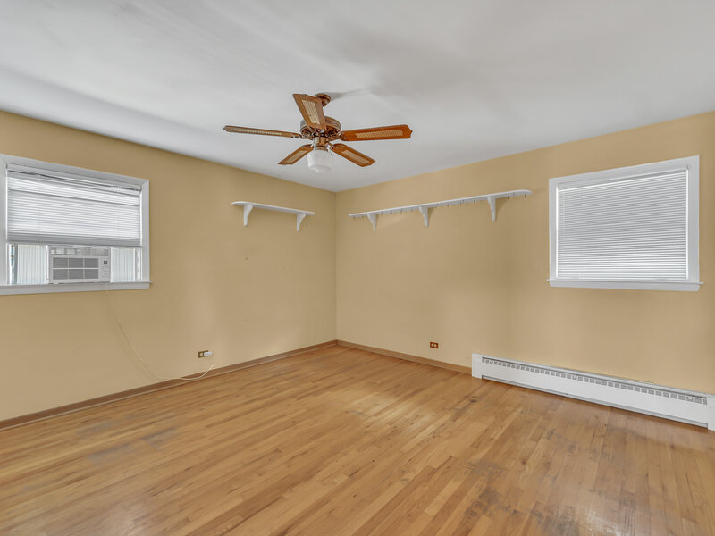 36 S Highview Avenue Addison IL 60101
