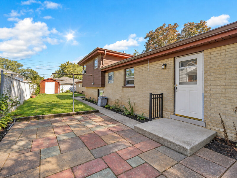 36 S Highview Avenue Addison IL 60101