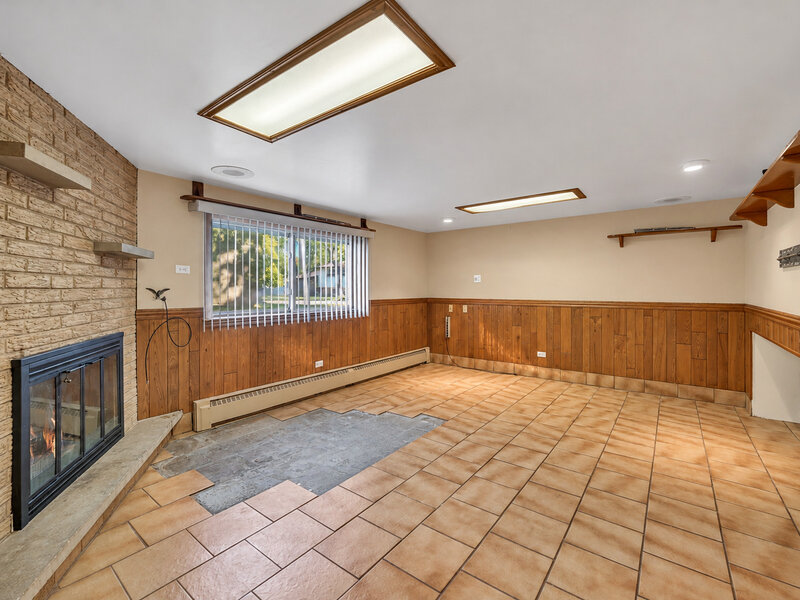 36 S Highview Avenue Addison IL 60101