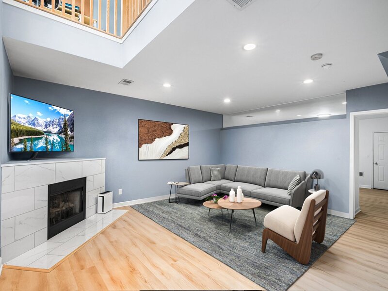 1911 S State Street Chicago IL 60616
