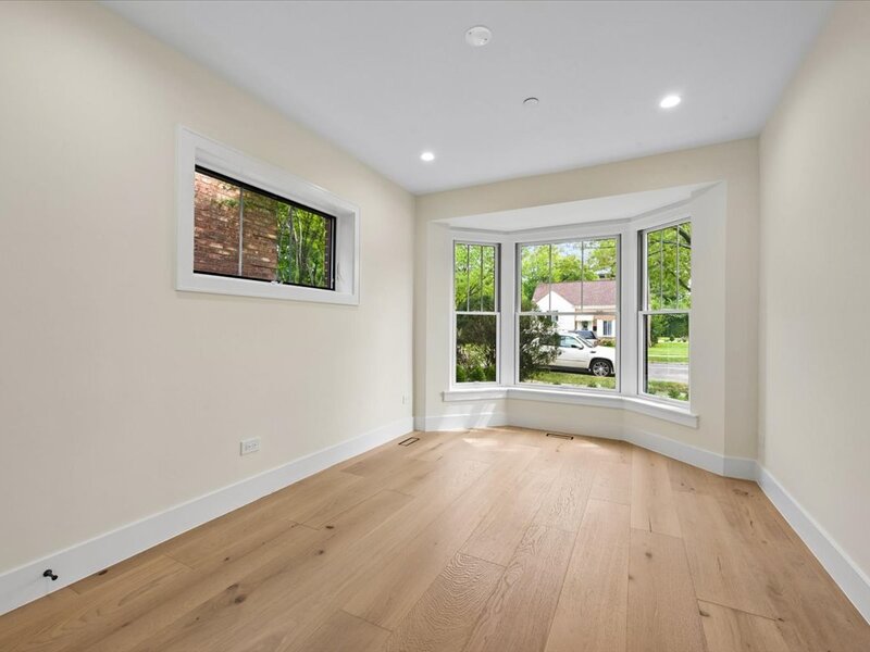 3810 W North Shore Avenue Lincolnwood IL 60712