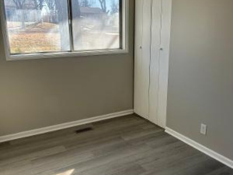 204 S Bartlett Road Streamwood IL 60107