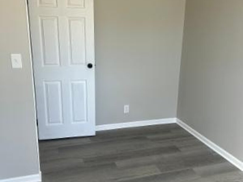 204 S Bartlett Road Streamwood IL 60107