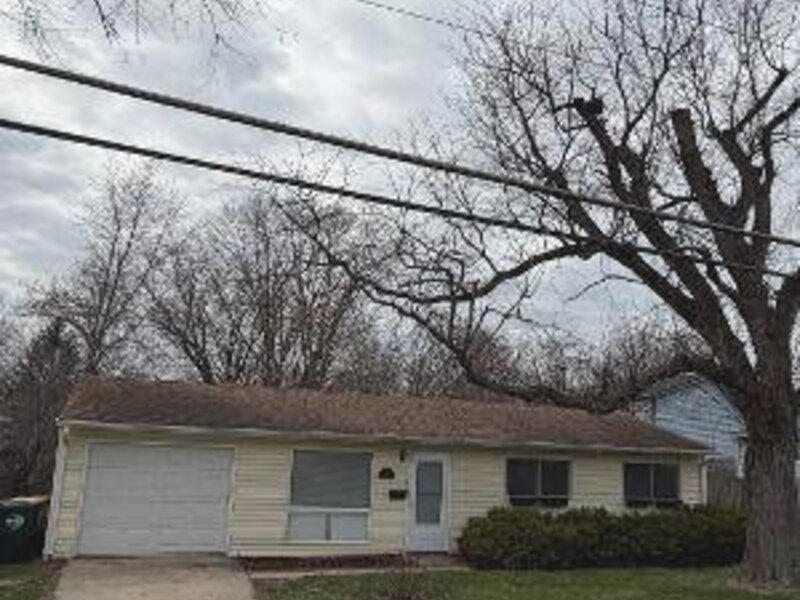204 S Bartlett Road Streamwood IL 60107