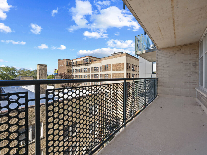 5430 N Sheridan Road Chicago IL 60640