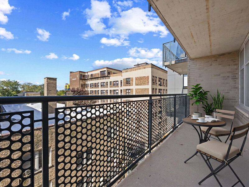 5430 N Sheridan Road Chicago IL 60640