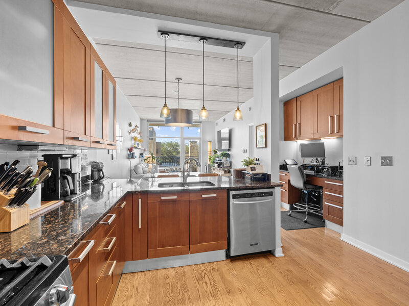 5430 N Sheridan Road Chicago IL 60640
