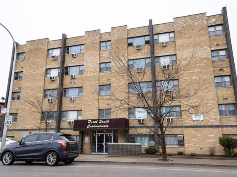 7854 S South Shore Drive Chicago IL 60649