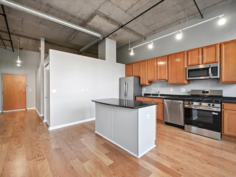 6 S Laflin Street Chicago IL 60607