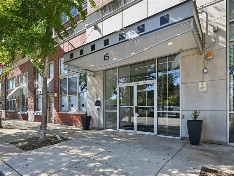 6 S Laflin Street Chicago IL 60607