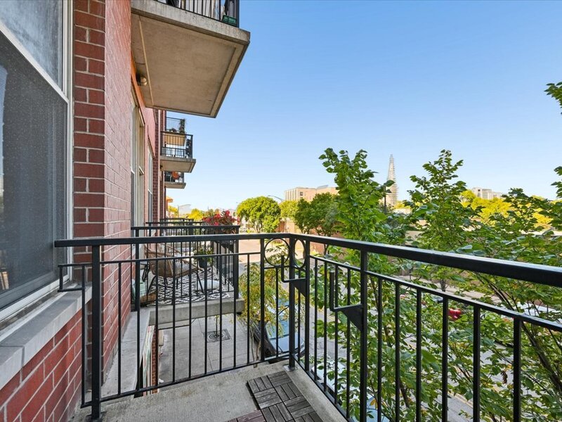 6 S Laflin Street Chicago IL 60607