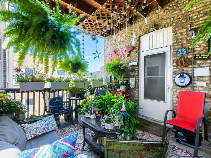 4419 N Whipple Street Chicago IL 60625