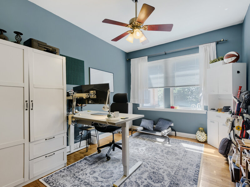 4419 N Whipple Street Chicago IL 60625