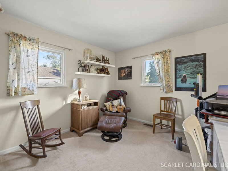 2 River Oaks Drive Warrenville IL 60555