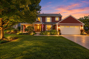 Photo of 2 River Oaks Drive Warrenville IL 60555