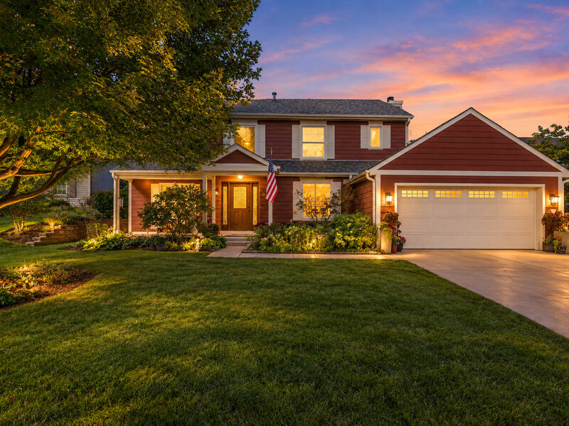 2 River Oaks Drive Warrenville IL 60555