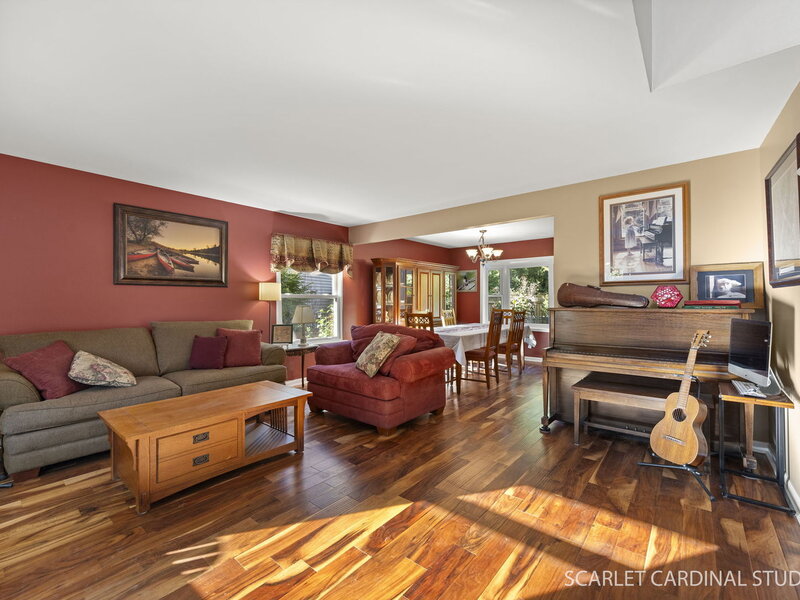 2 River Oaks Drive Warrenville IL 60555