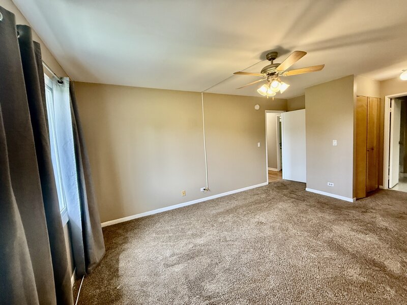 6818 Roberts Drive Woodridge IL 60517