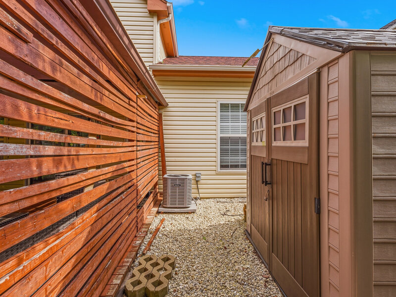 568 Cambridge Drive Grayslake IL 60030