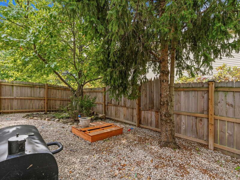 568 Cambridge Drive Grayslake IL 60030