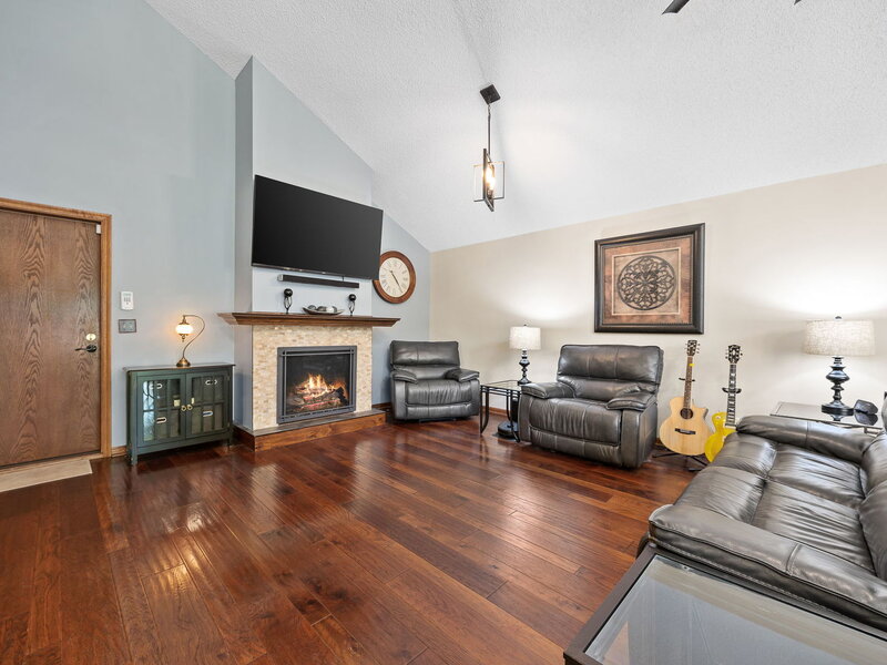 161 Amherst Drive Bartlett IL 60103