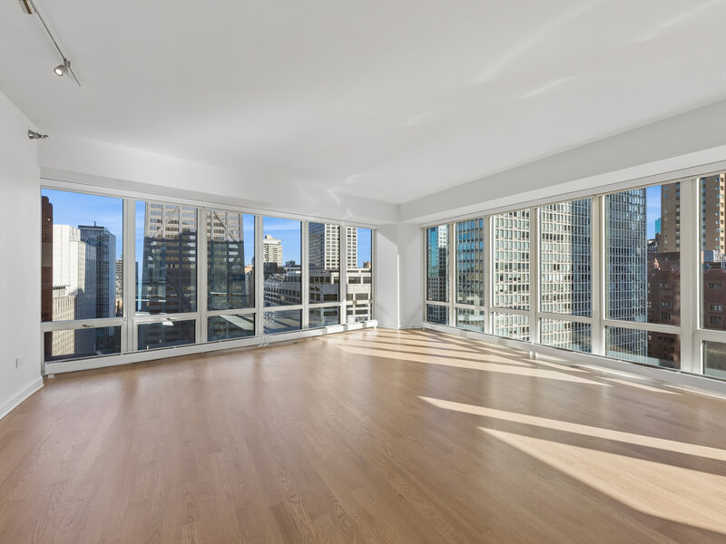 57 E Delaware Place Chicago IL 60611