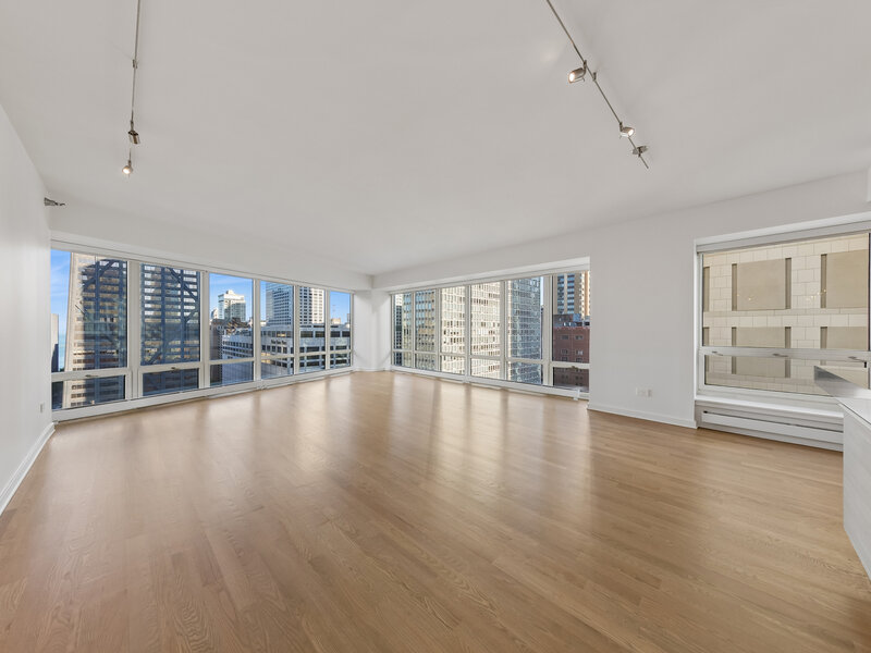 57 E Delaware Place Chicago IL 60611