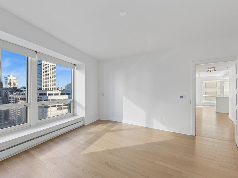57 E Delaware Place Chicago IL 60611
