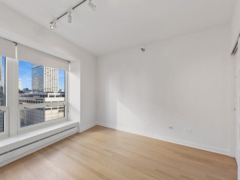 57 E Delaware Place Chicago IL 60611