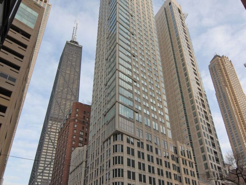 57 E Delaware Place Chicago IL 60611