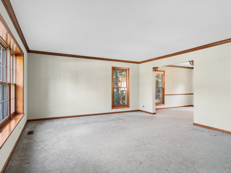 42 Jens Jensen Lane St. Charles IL 60175