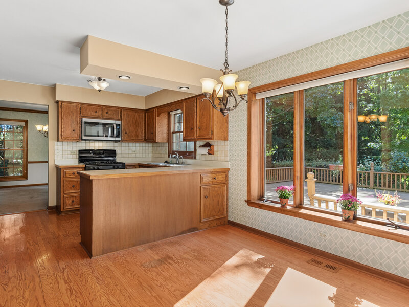 42 Jens Jensen Lane St. Charles IL 60175