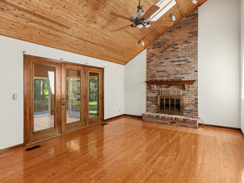 42 Jens Jensen Lane St. Charles IL 60175