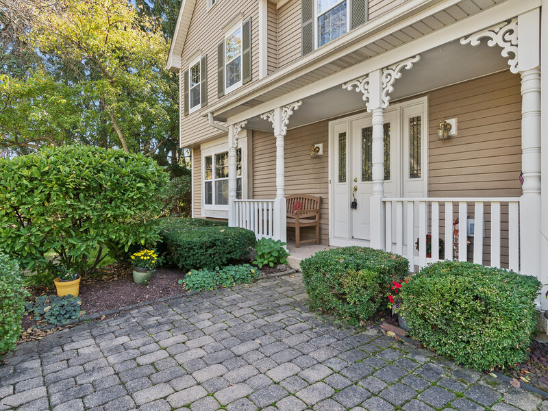 42 Jens Jensen Lane St. Charles IL 60175