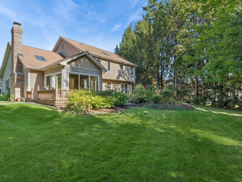 42 Jens Jensen Lane St. Charles IL 60175
