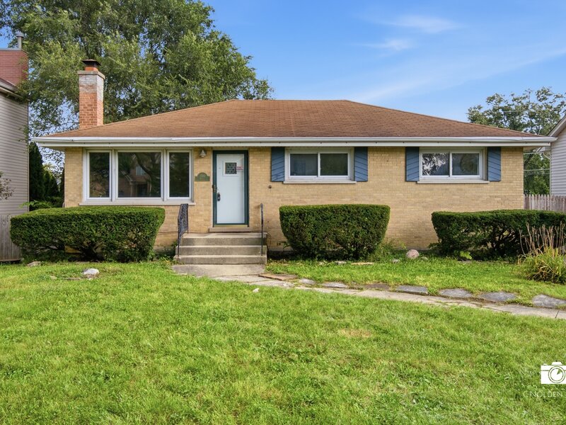 599 N Willow Road Elmhurst IL 60126