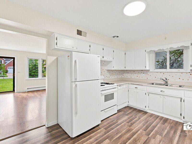 599 N Willow Road Elmhurst IL 60126