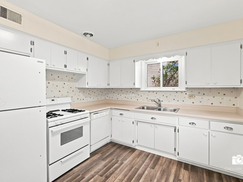 599 N Willow Road Elmhurst IL 60126