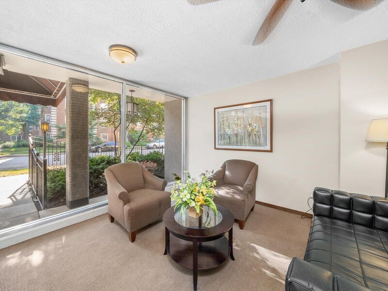 201 S Maple Avenue Oak Park IL 60302