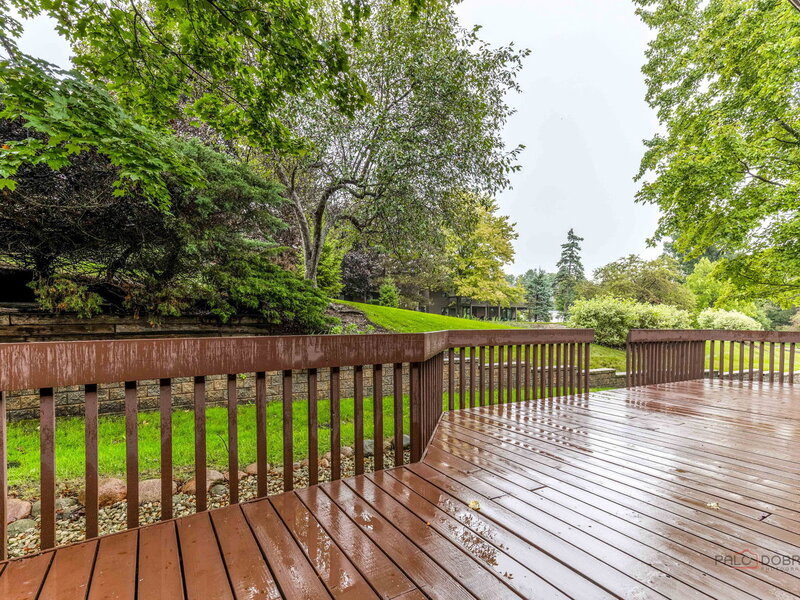 822 Brian Court Gurnee IL 60031
