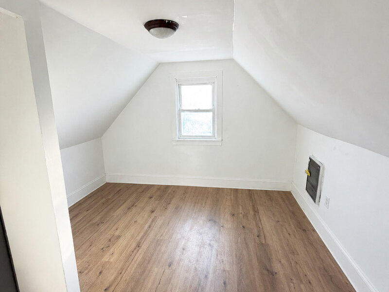 8322 S Burnham Avenue Chicago IL 60617