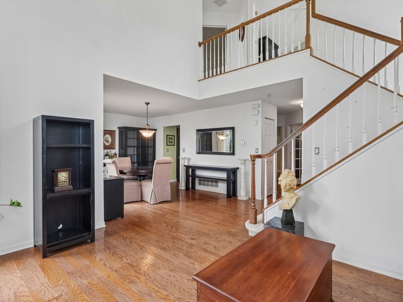 109 Lauralton Street Lake Bluff IL 60044