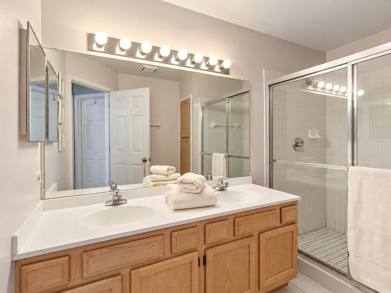 109 Lauralton Street Lake Bluff IL 60044