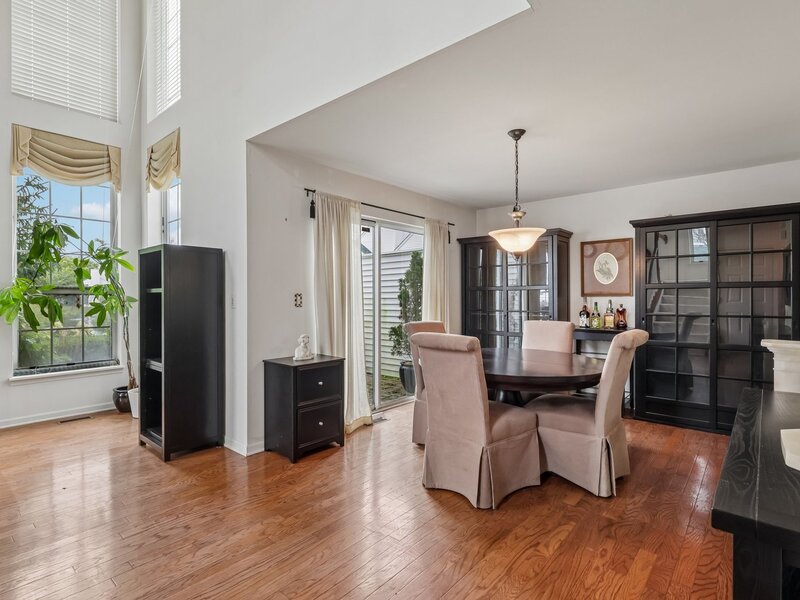 109 Lauralton Street Lake Bluff IL 60044