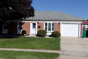 Photo of 726 Newland Avenue Romeoville IL 60446